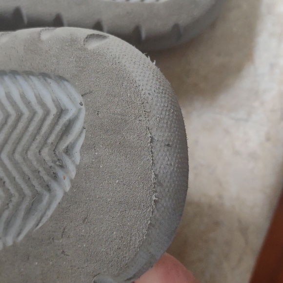 And1 boys slides size 2-3 - Picture 4 of 6